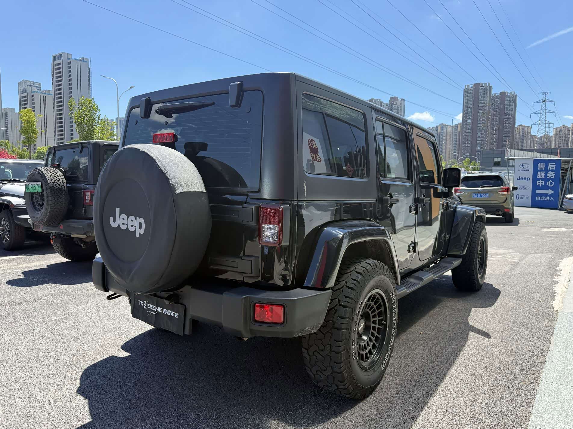 Jeep Wrangler, 2015 все фото