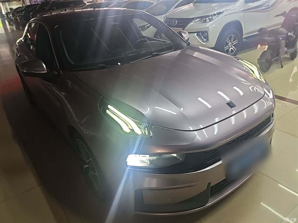 Lynk & Co 01, 2020 4