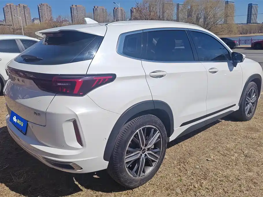 Exeed Chasing the wind