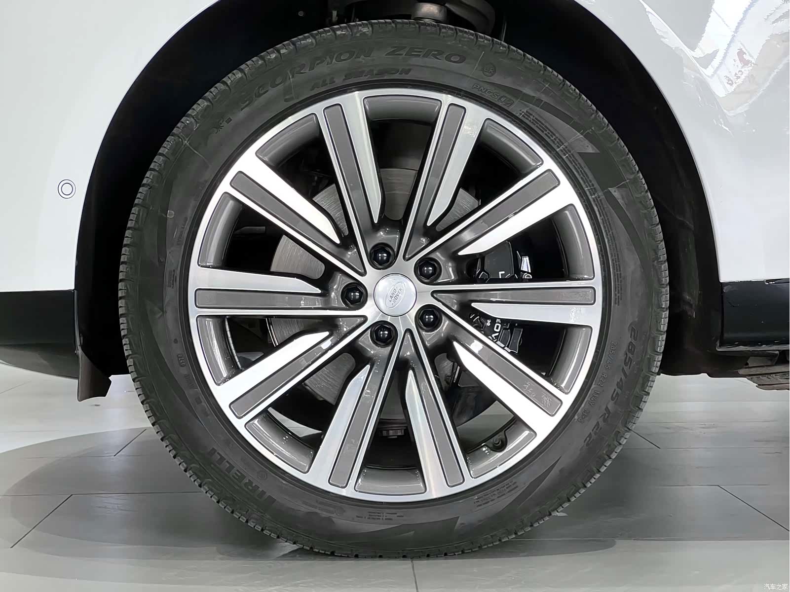Land Rover Range Rover, 2025 12