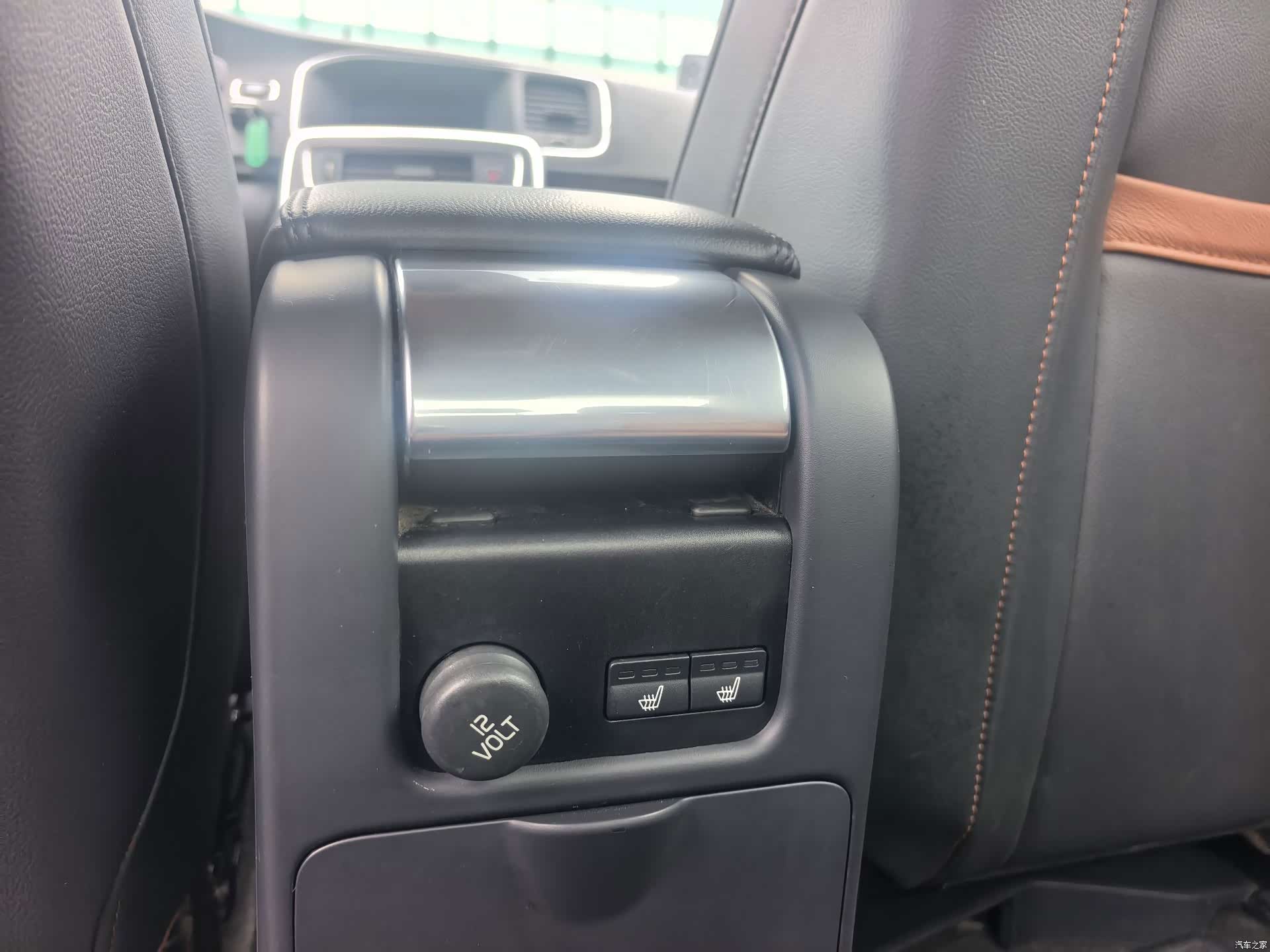 Volvo S60, 2015 15