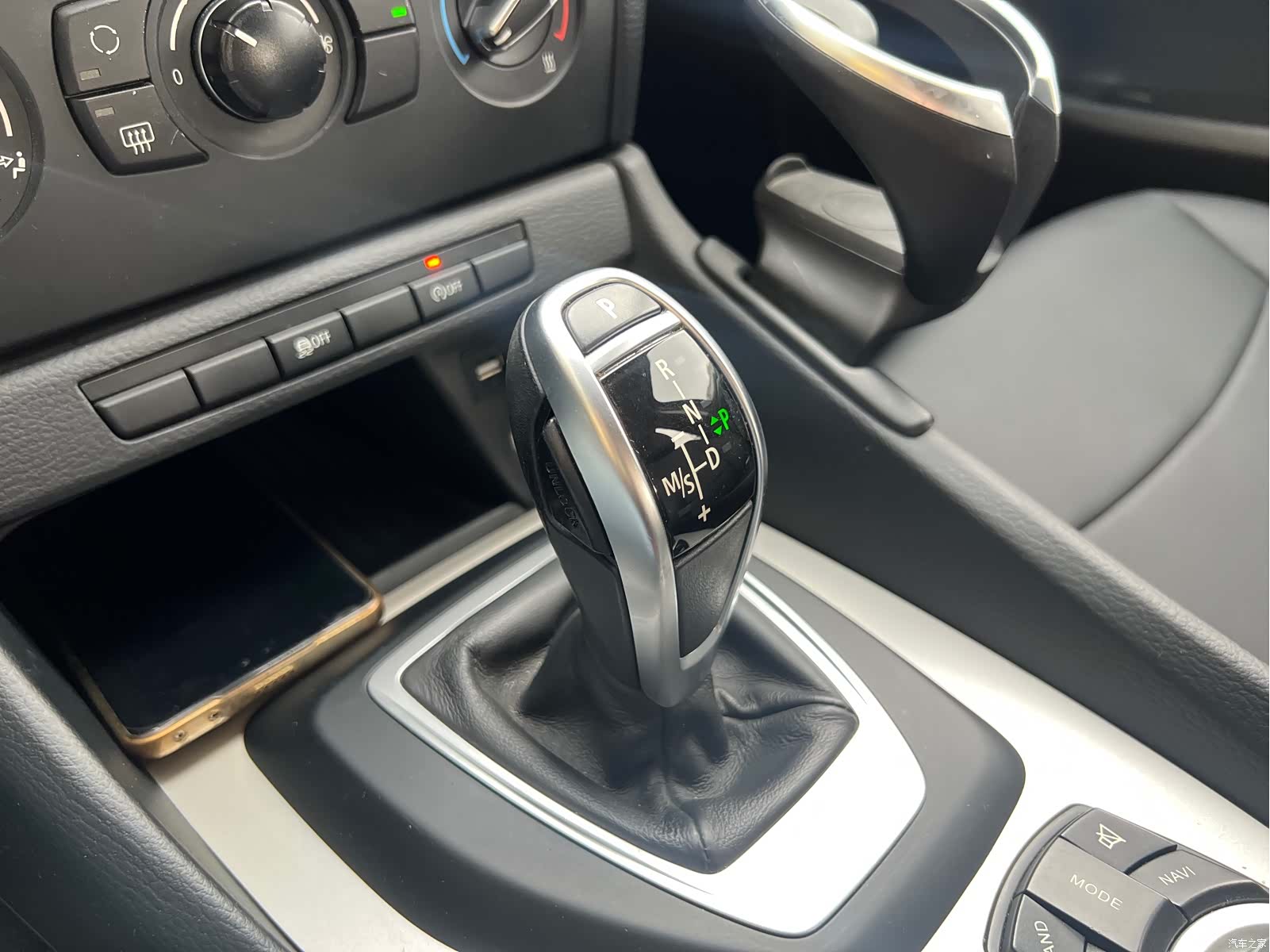 BMW X1, 2015 10