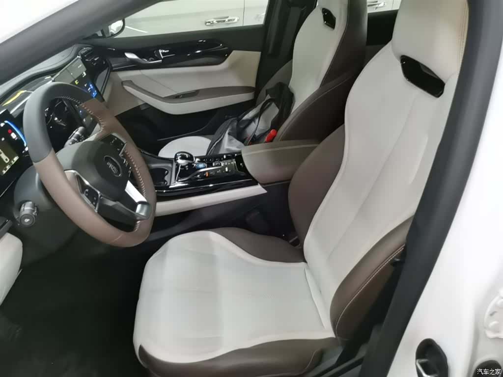 BYD Qin, 2024 15