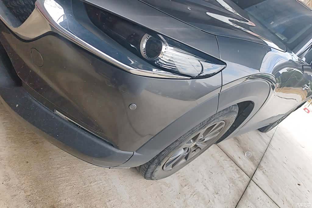 Mazda CX-30, 2022 все фото