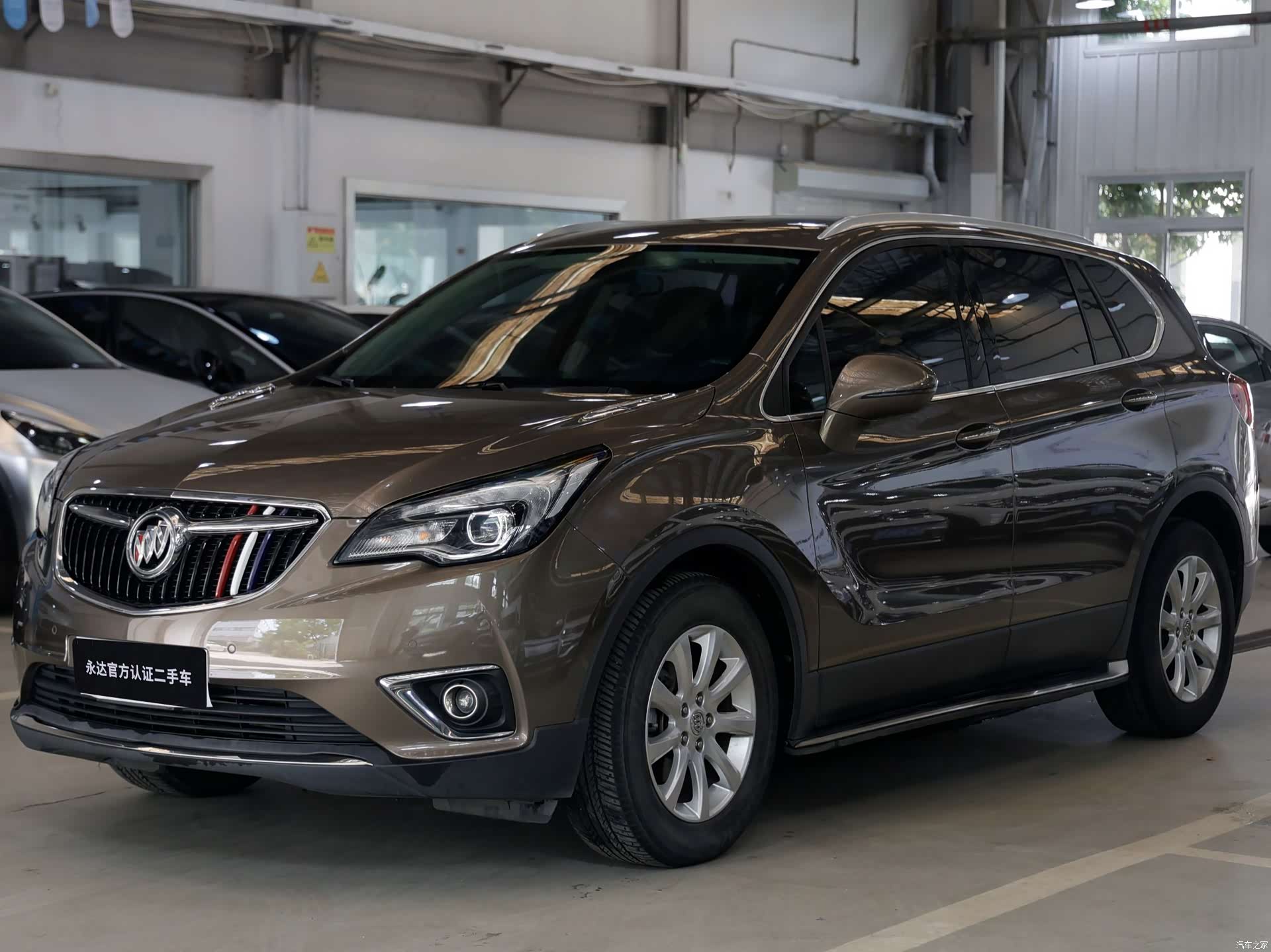 Buick Envision Plus, 2019 1