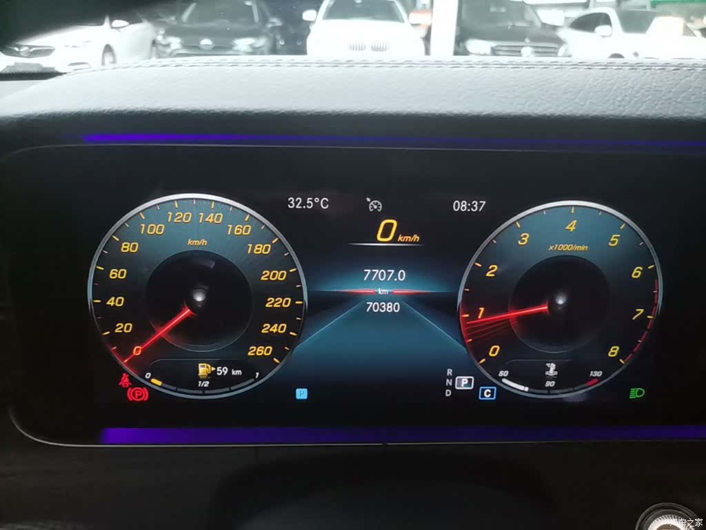 Mercedes-Benz E-Class, 2021 12