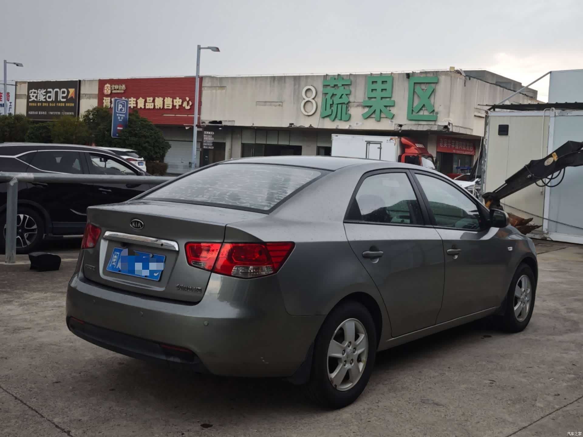 Kia GL, 2012 4