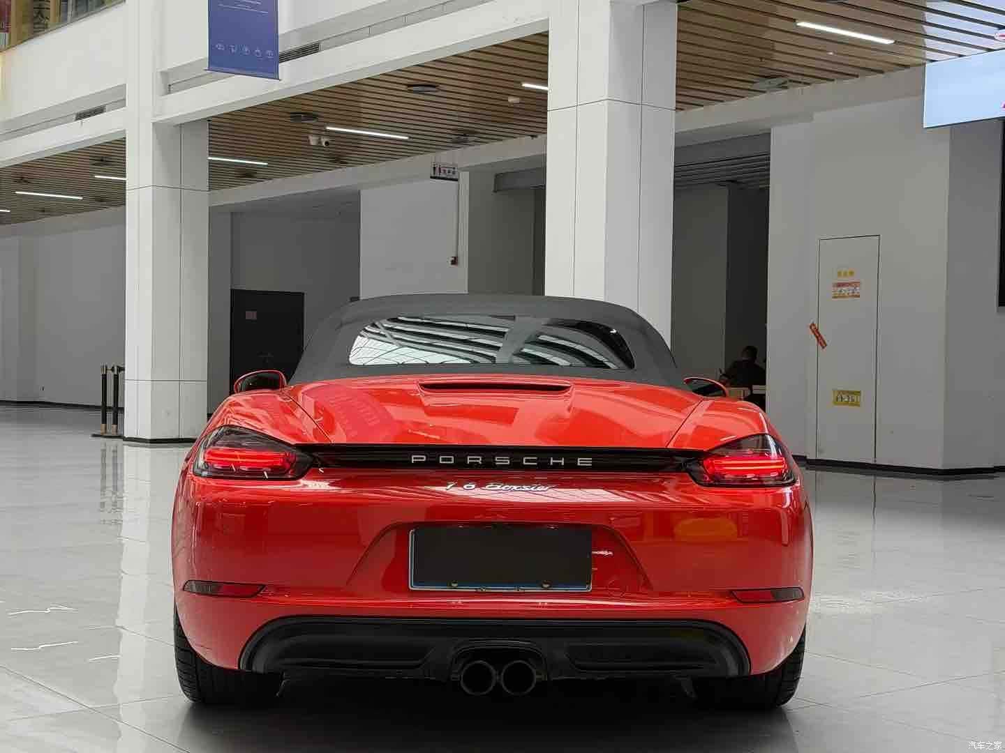 Porsche Boxster, 2019 3