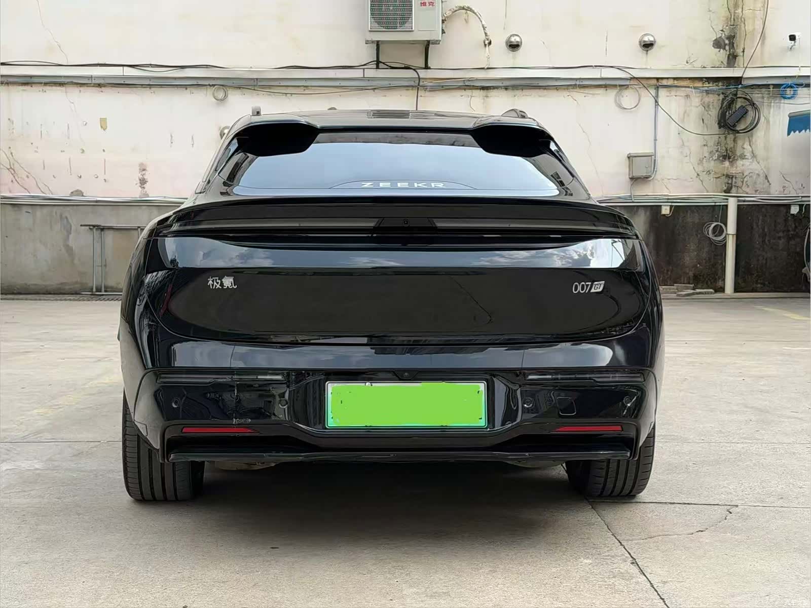 Zeekr 007, 2025 8