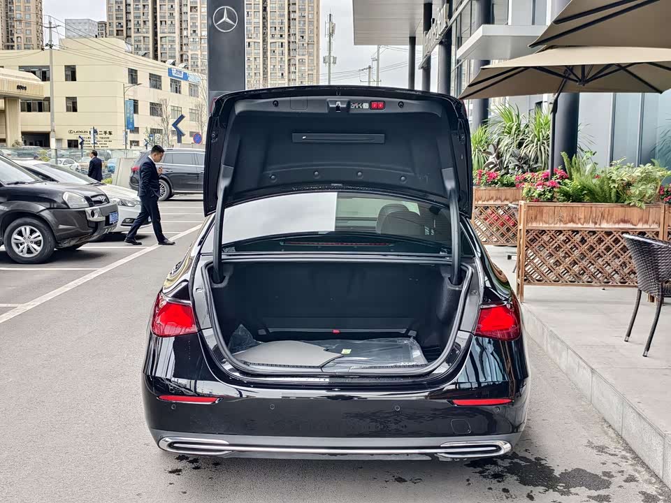 Mercedes-Benz E-class