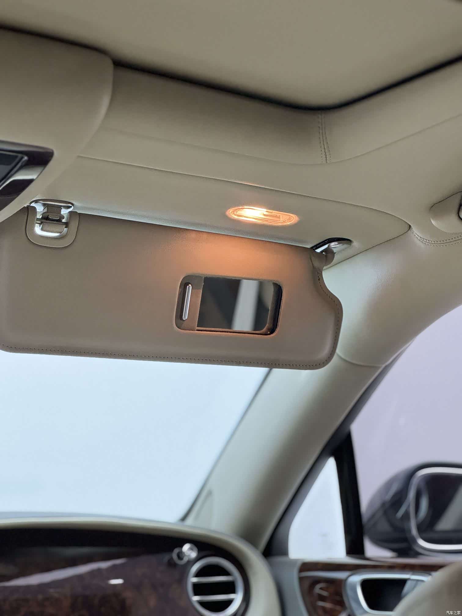 Bentley Flying Spur, 2007 11