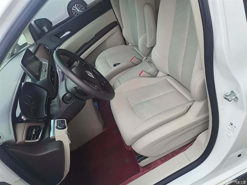 Buick GL8, 2024 15