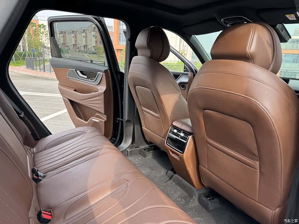Chery Tiggo 9, 2025 все фото