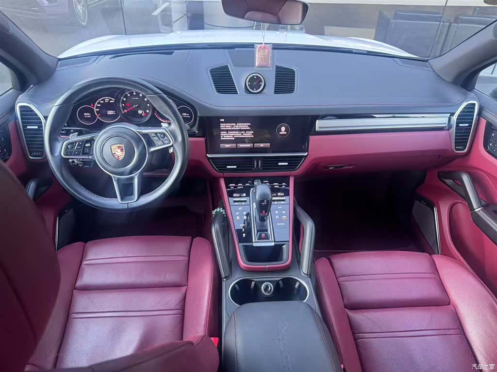 Porsche Cayenne, 2022 12
