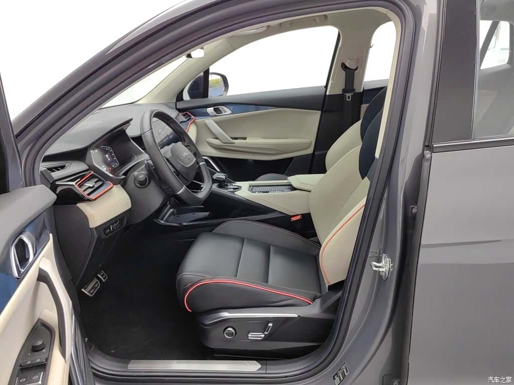 Lynk & Co 02, 2021 10