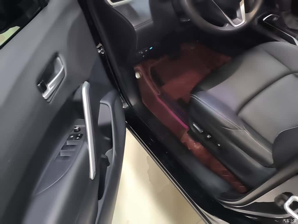 Toyota Frontlander, 2024 16