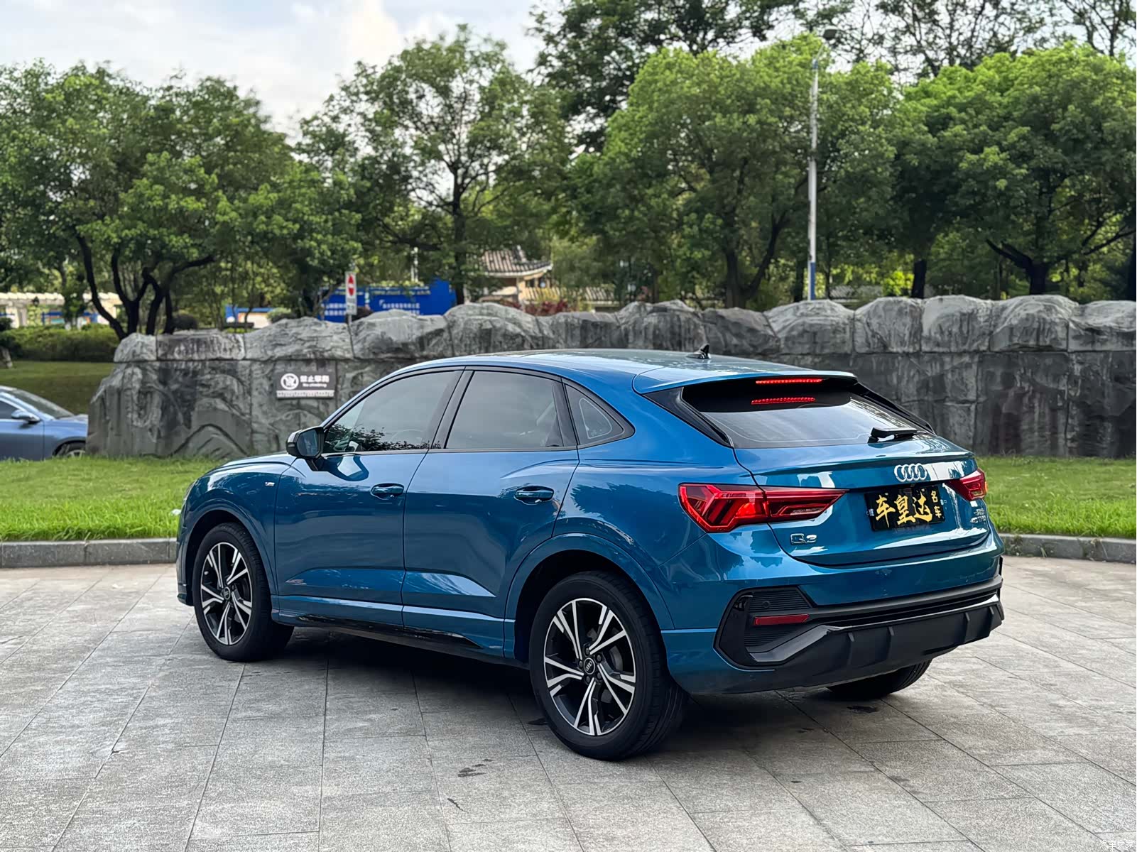 Audi Q3, 2023 все фото
