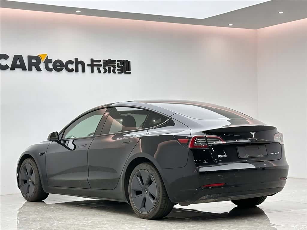 Tesla Model 3, 2021 3