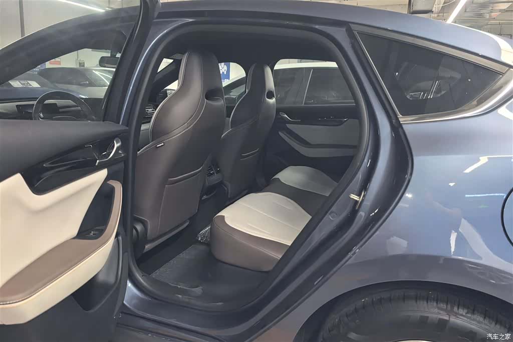 BYD Qin, 2024 11