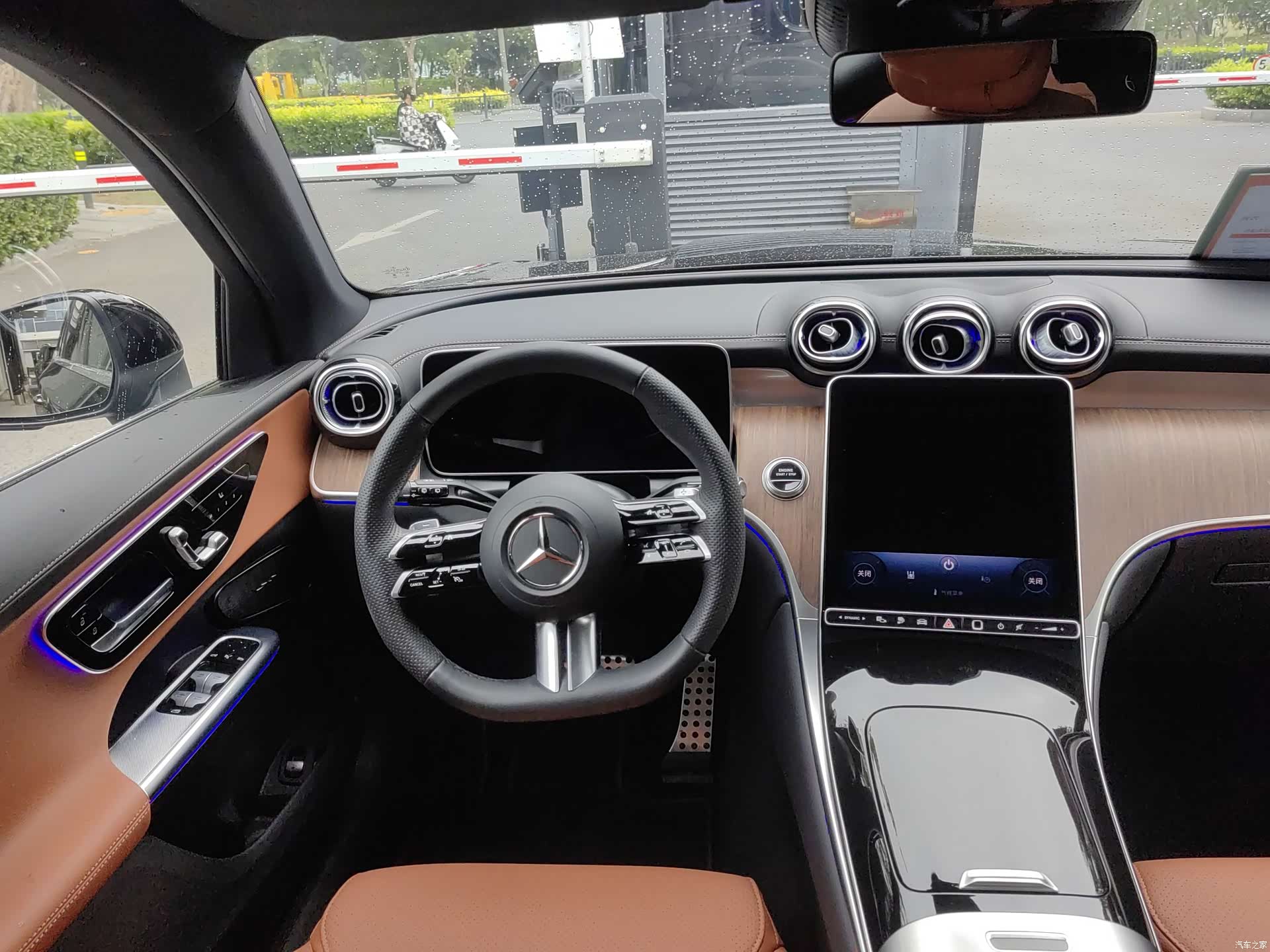 Mercedes-Benz GLC, 2024 13