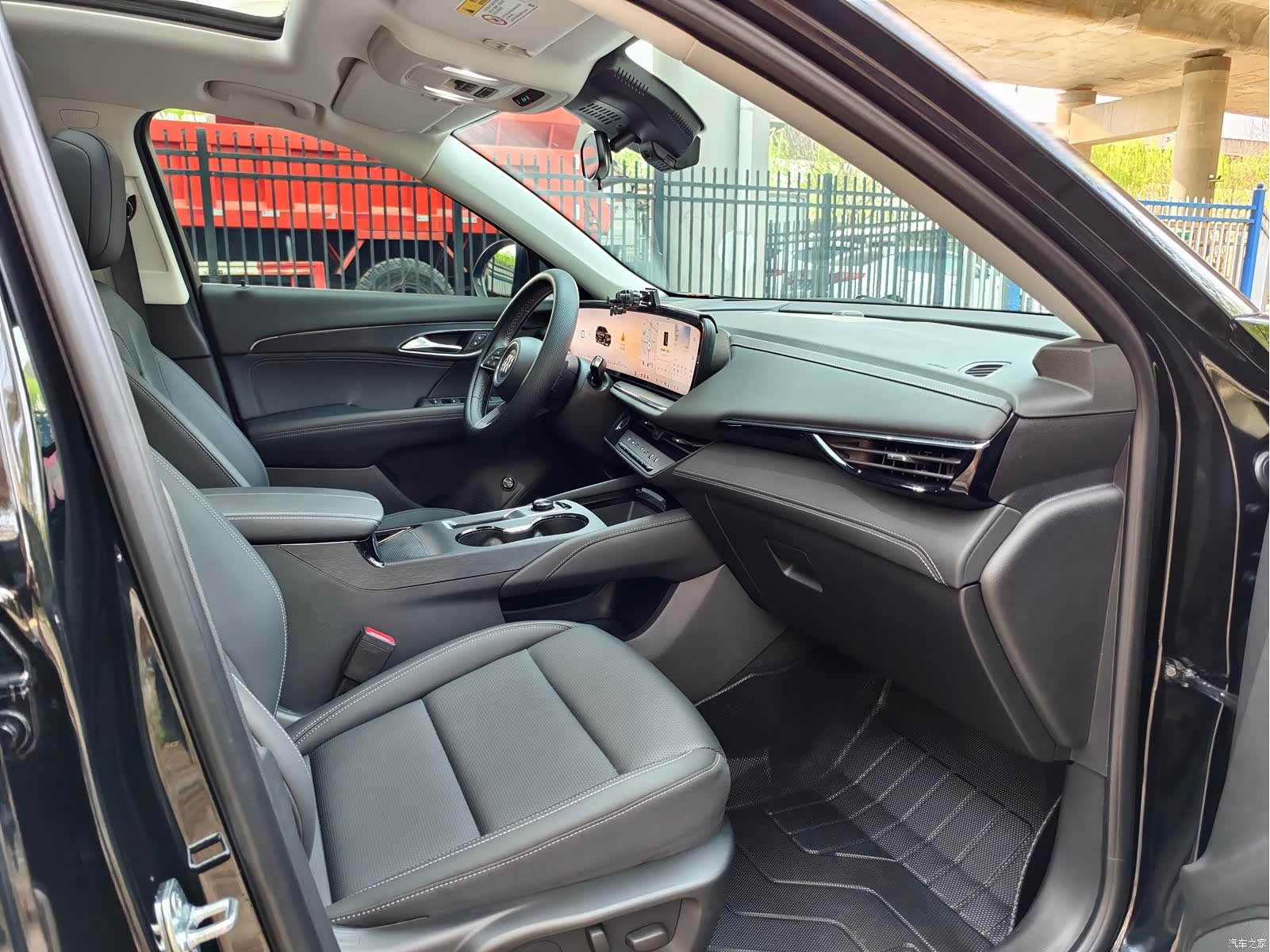 Buick Envision, 2025 12