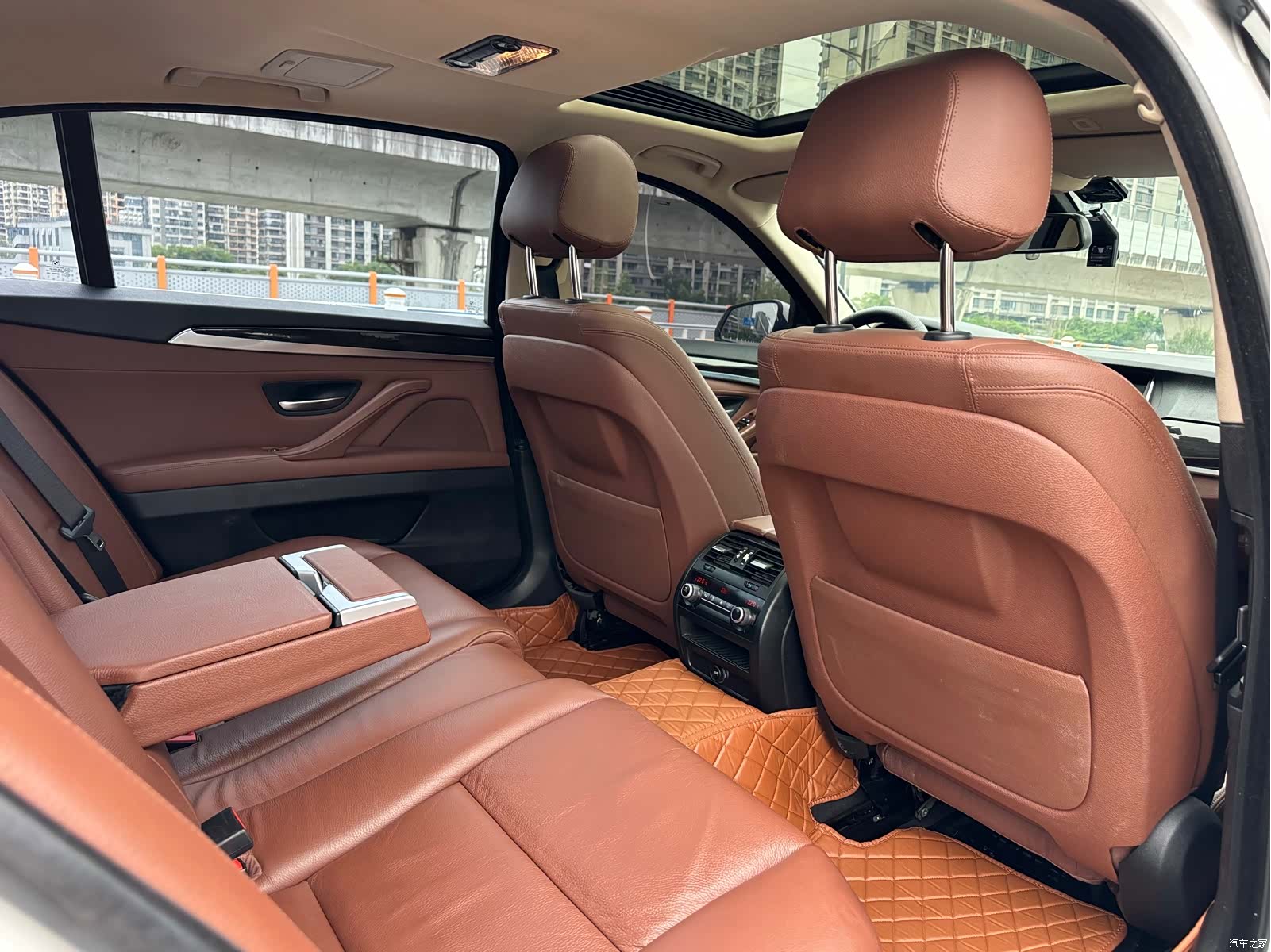 BMW 5 Series, 2015 12