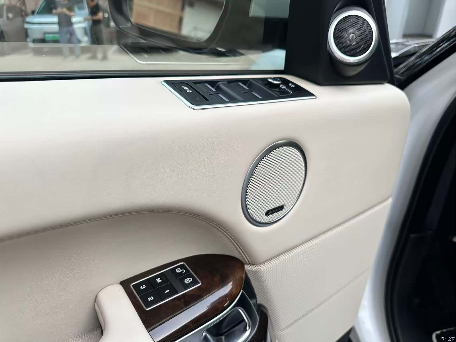 Land Rover Range Rover, 2014 12