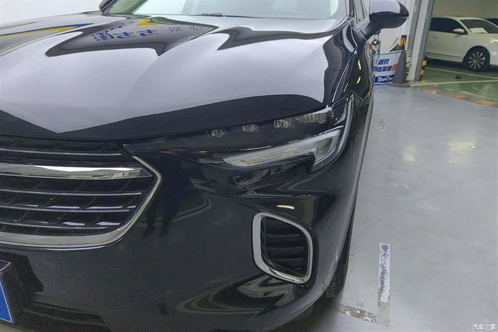 Buick Envision, 2023 все фото