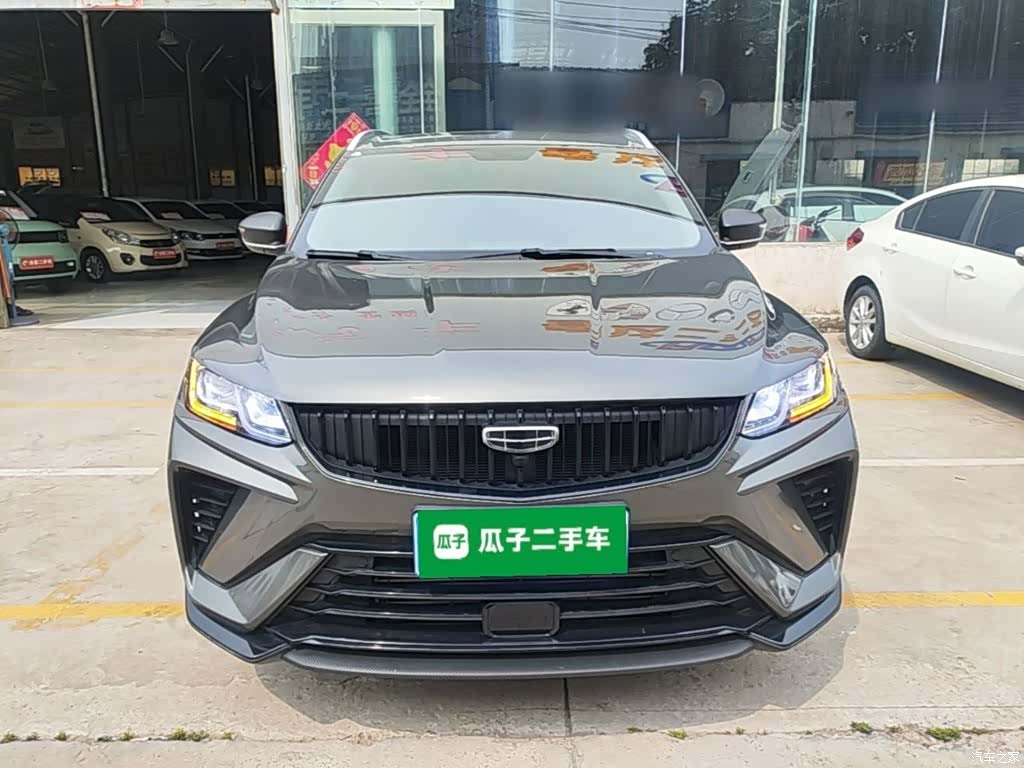 Geely Coolray, 2025 3