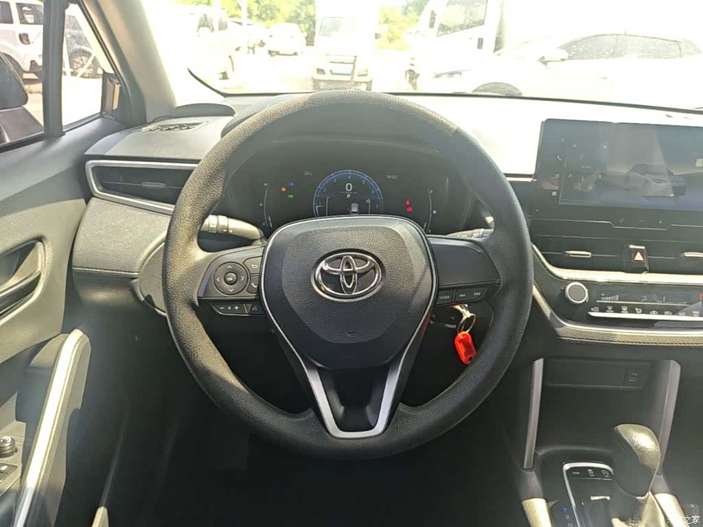 Toyota Frontlander, 2024 4
