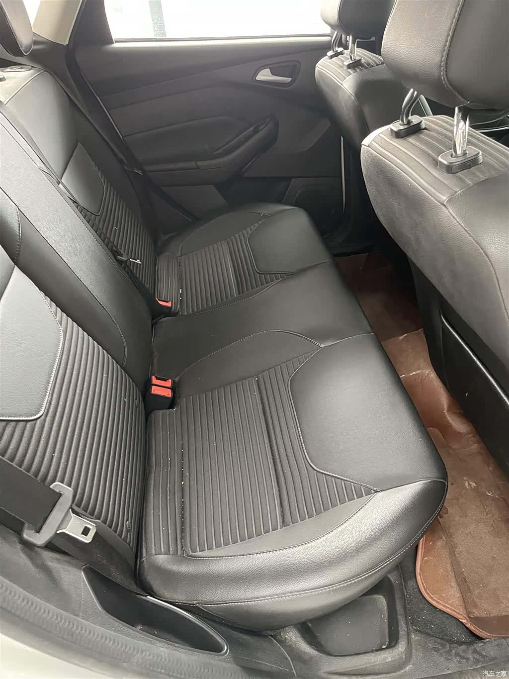 Ford Focus, 2017 9