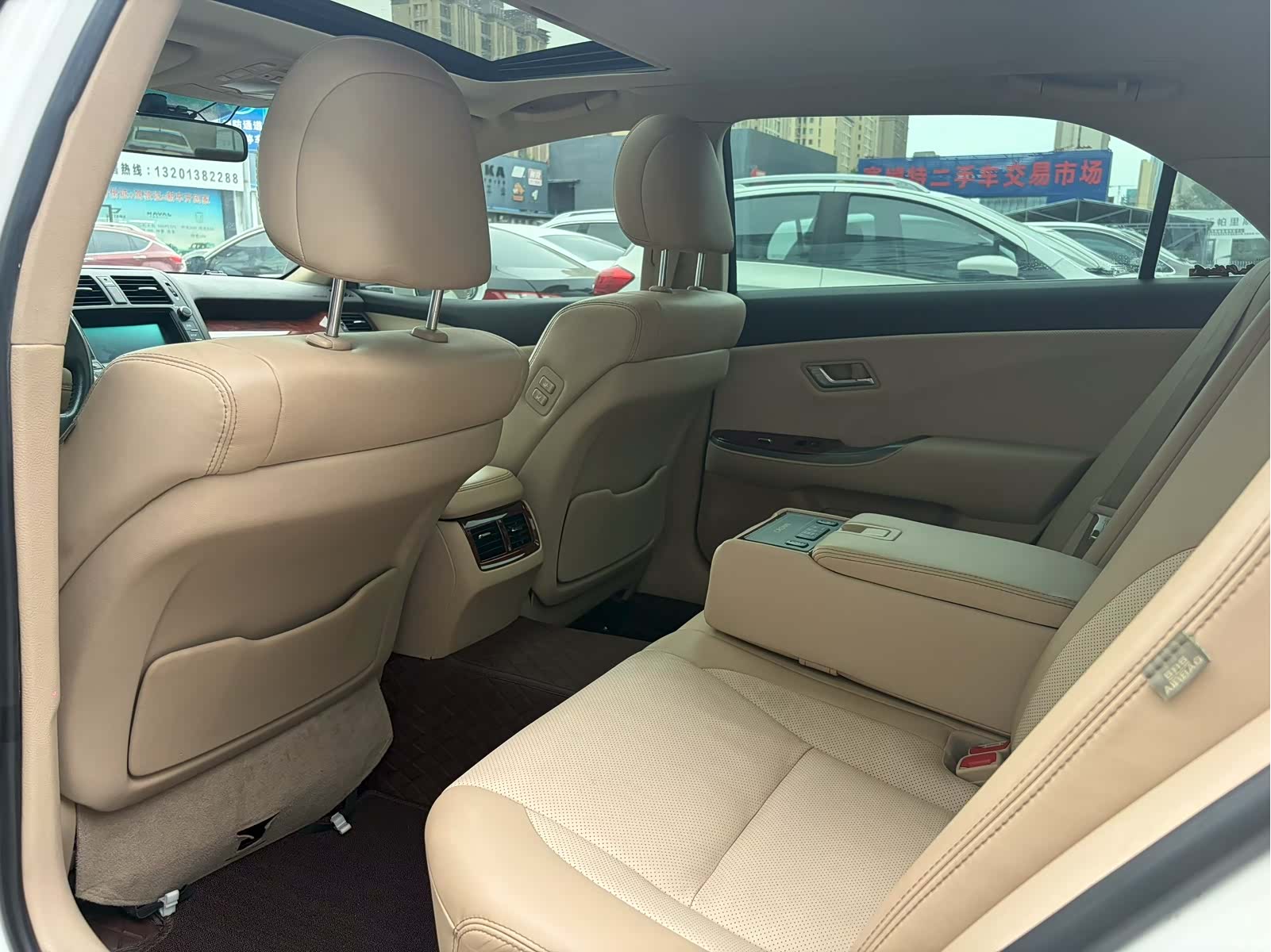 Toyota Crown, 2015 6