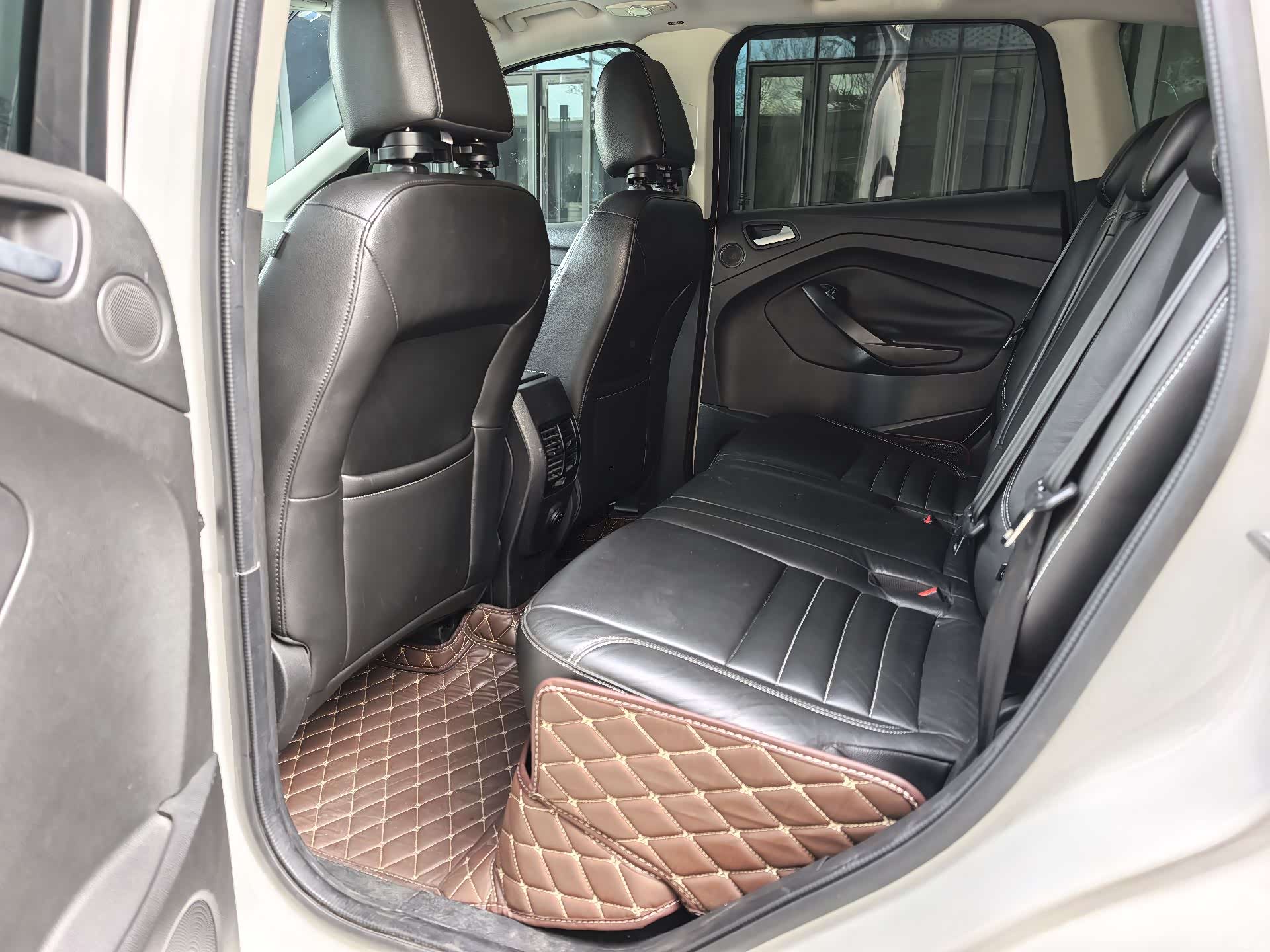 Ford Kuga, 2016 9