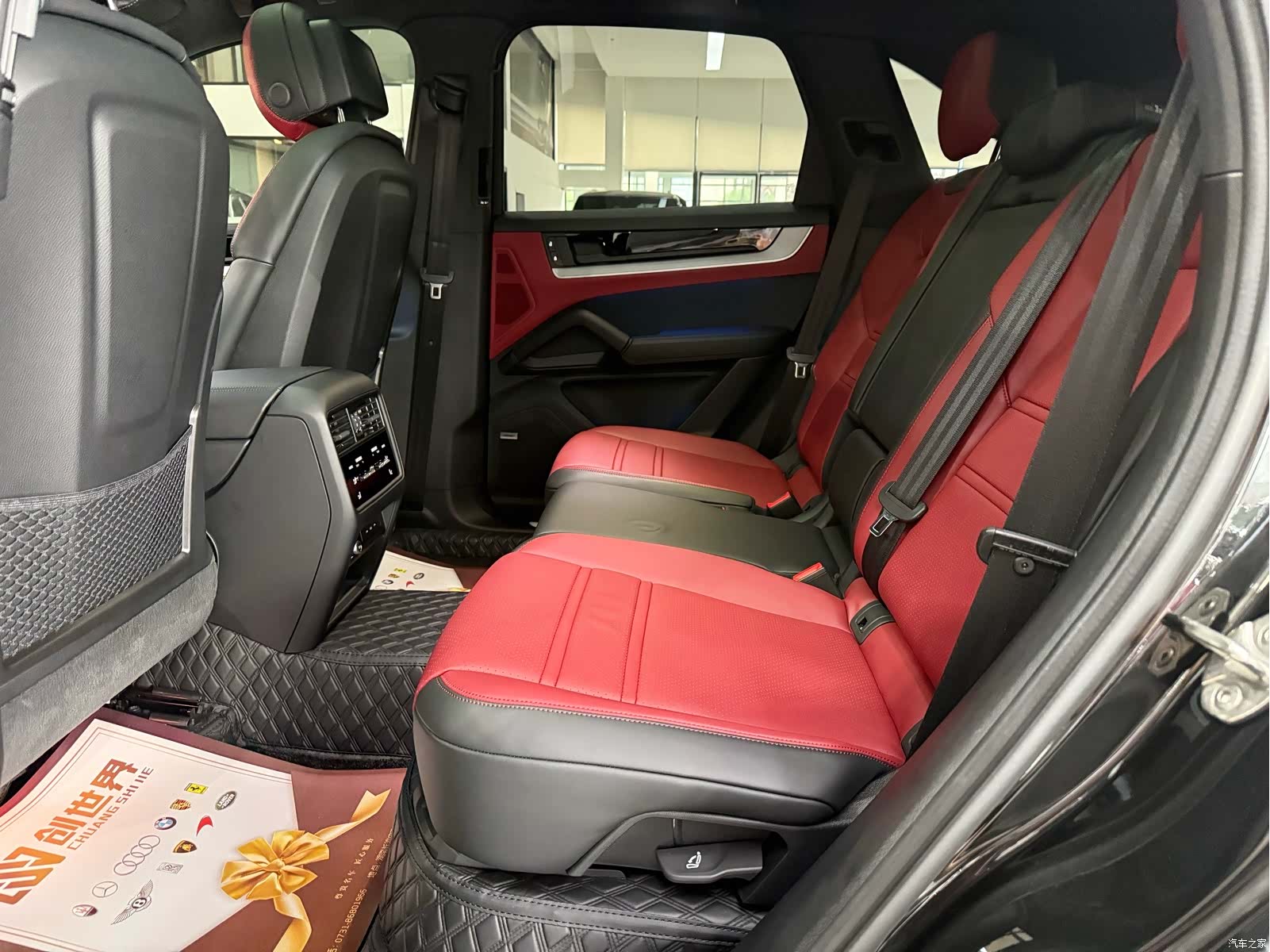 Porsche Cayenne, 2025 13