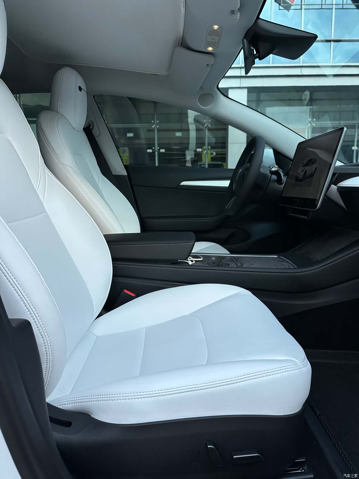 Tesla Model 3, 2022 7