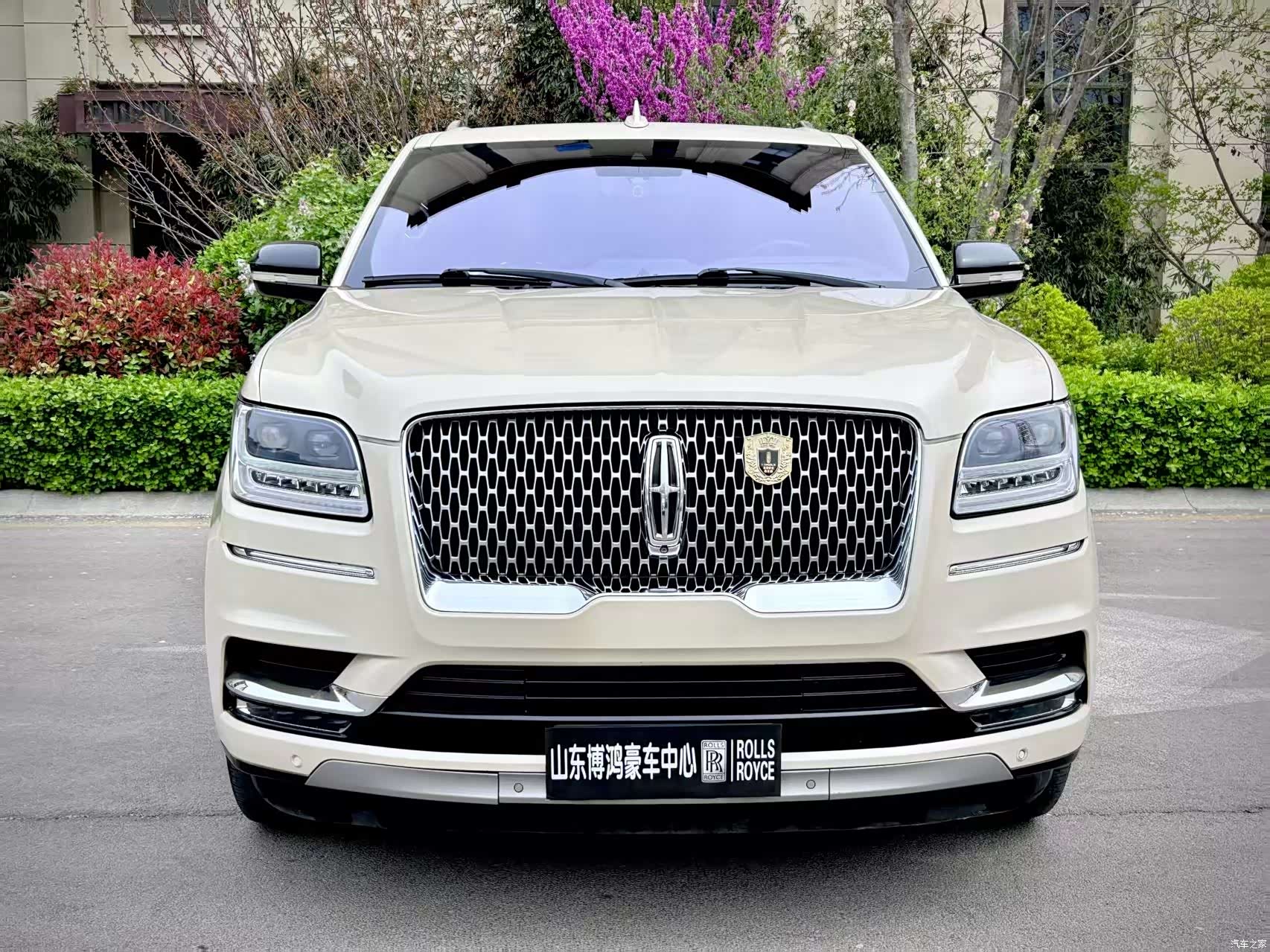 Lincoln Navigator, 2019 2