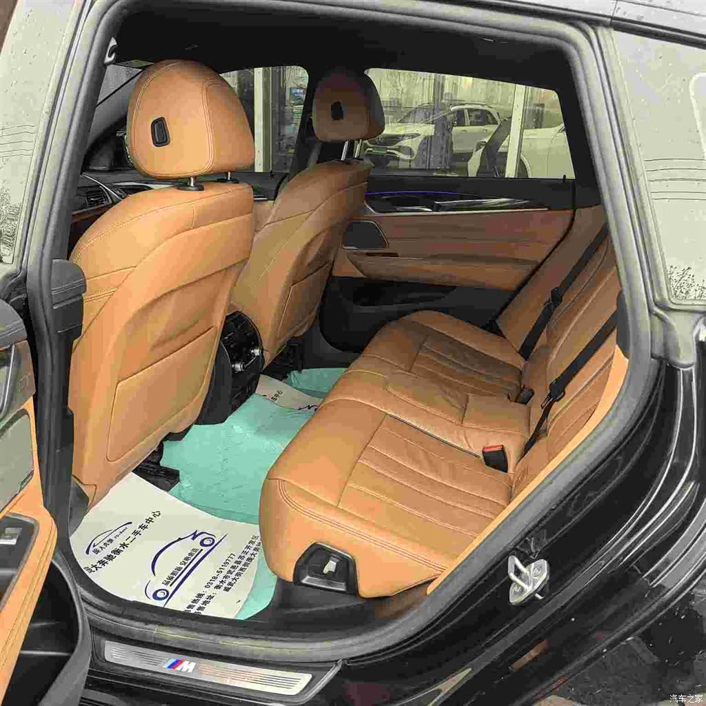 BMW 6 Series GT, 2023 13