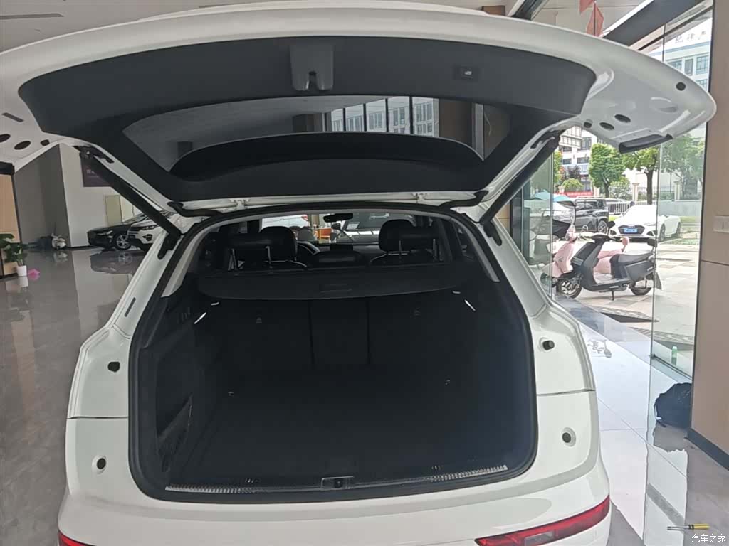 Audi Q5L, 2019 18