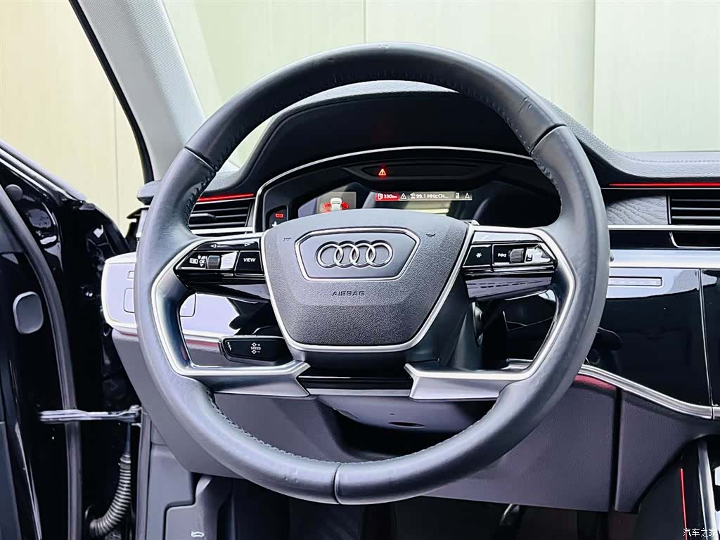 Audi A8L, 2020 10