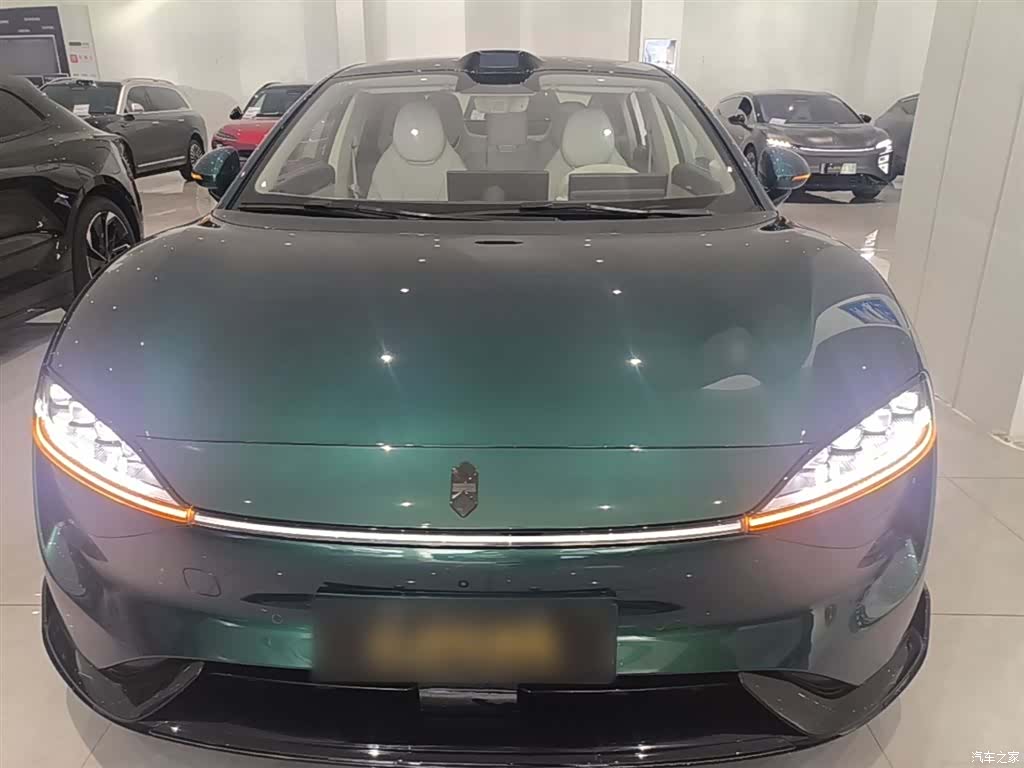 Luxeed S7, 2025 3
