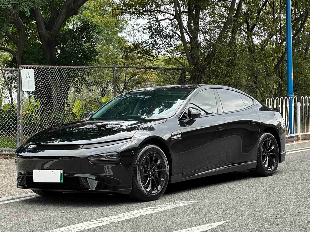 XPENG P7