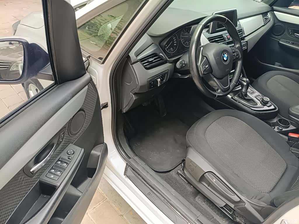 BMW 2 Series, 2016 16