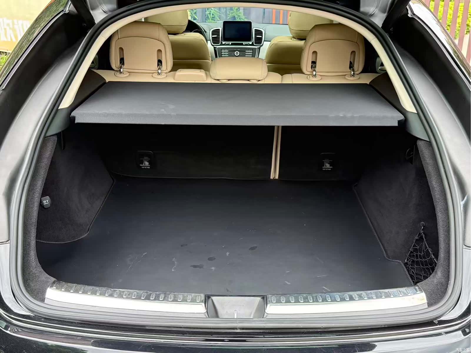 Mercedes-Benz GLE, 2019 28