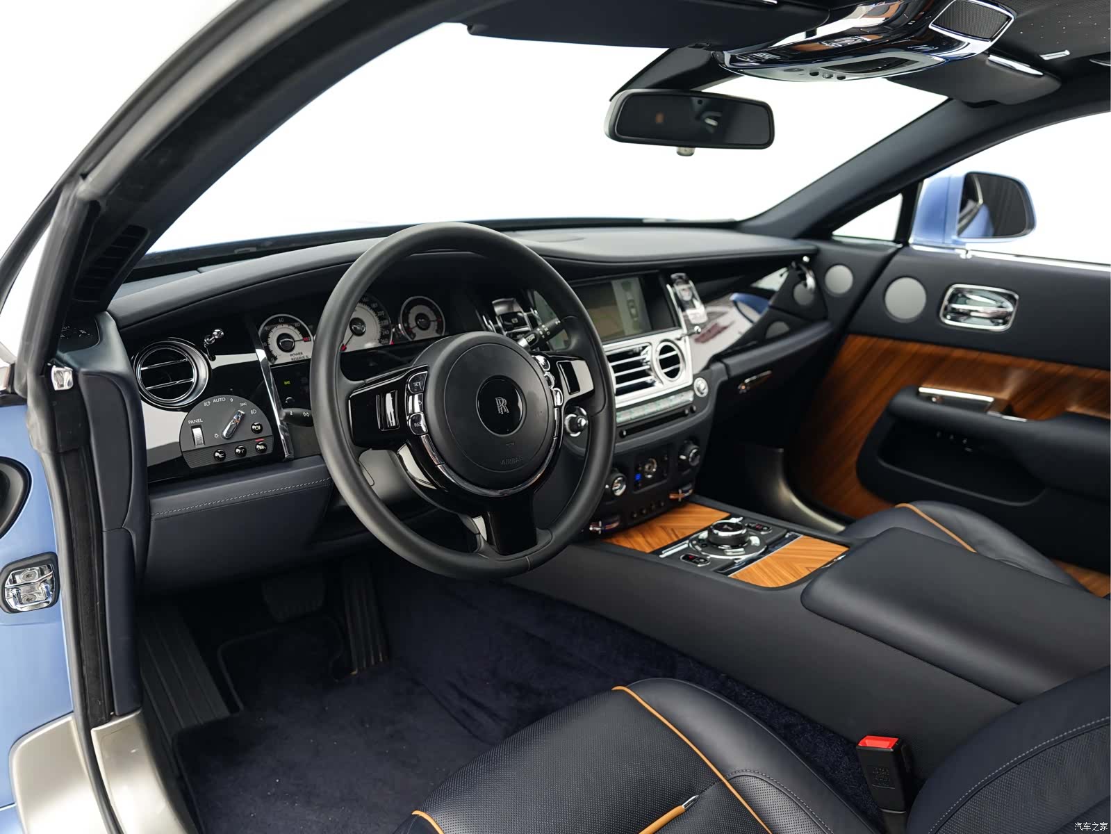 Rolls-Royce Wraith, 2014 10