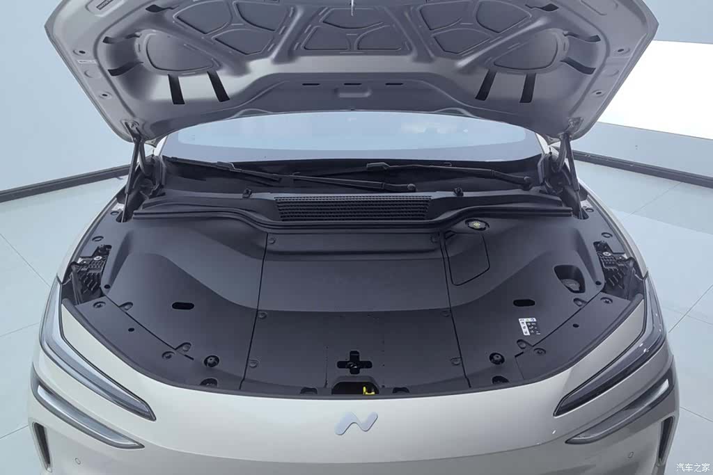 NIO L60, 2025 10