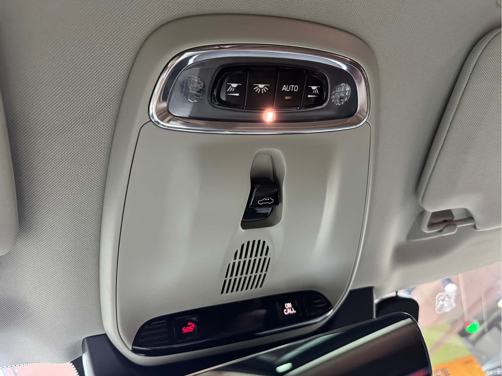 Volvo XC90, 2019 28