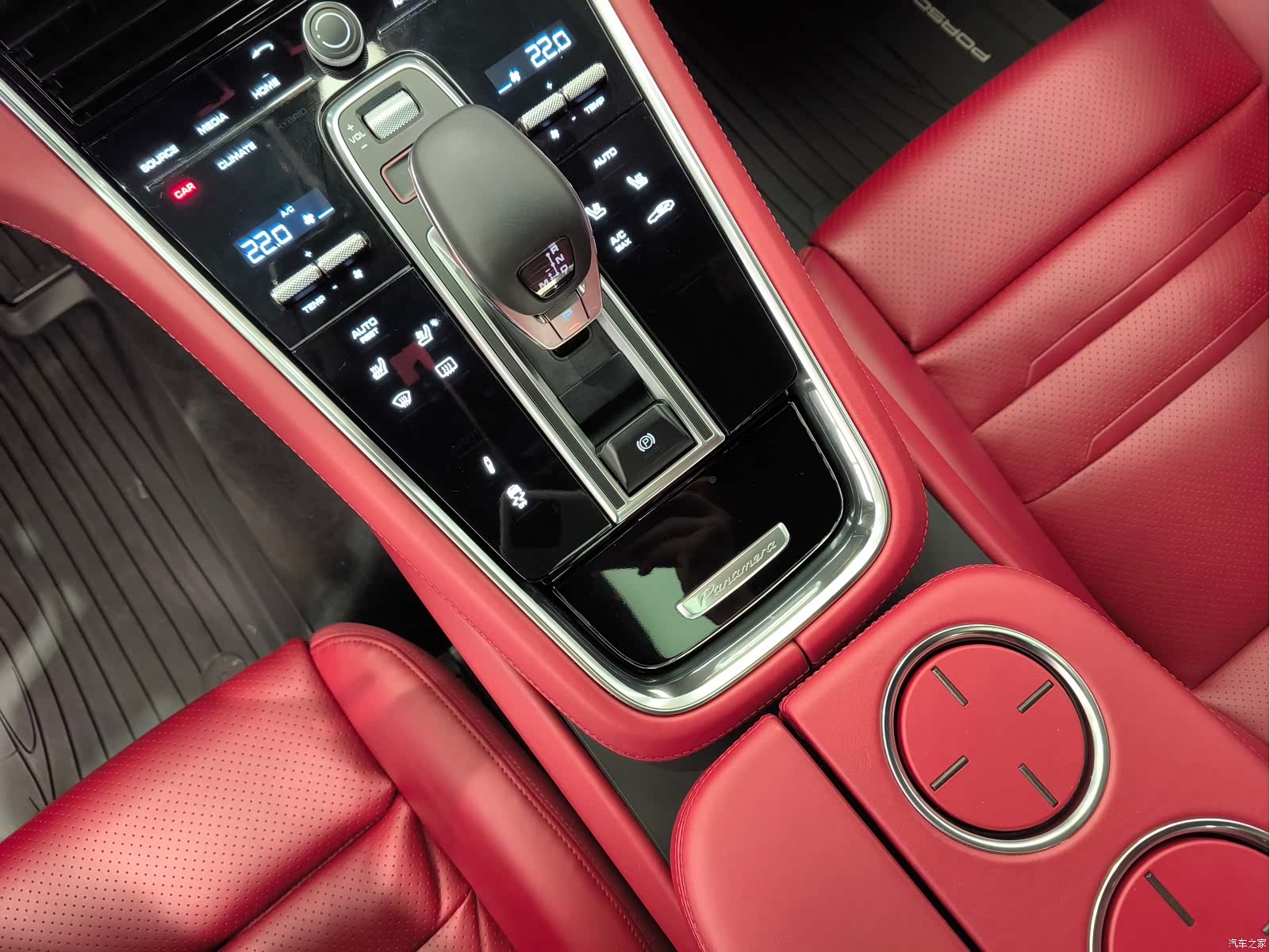 Porsche Panamera, 2018 13