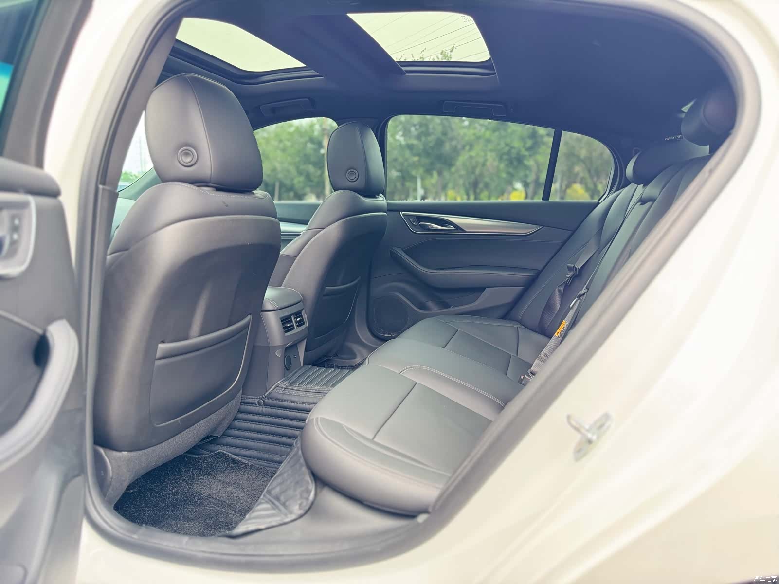 Cadillac CT5, 2023 8