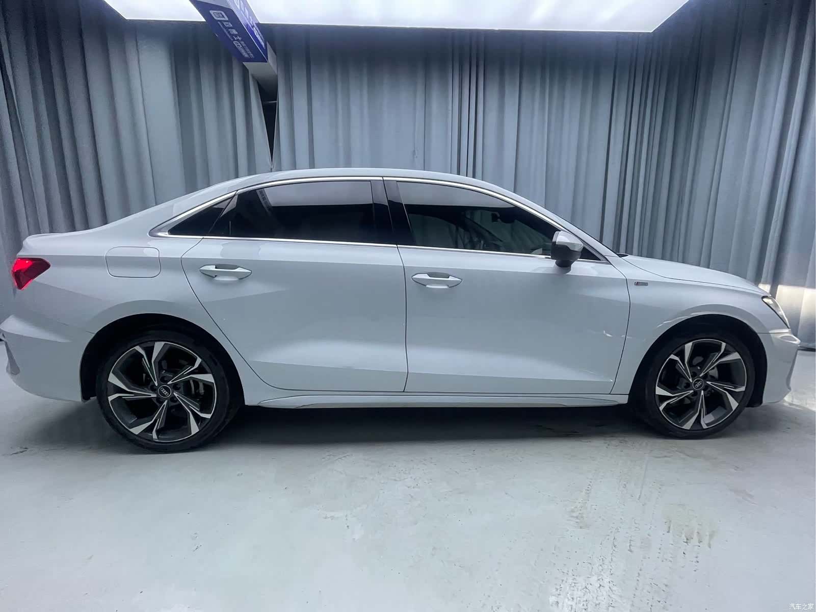 Audi A3, 2022 все фото