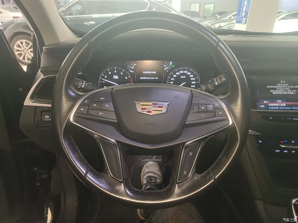 Cadillac XT5, 2018 11